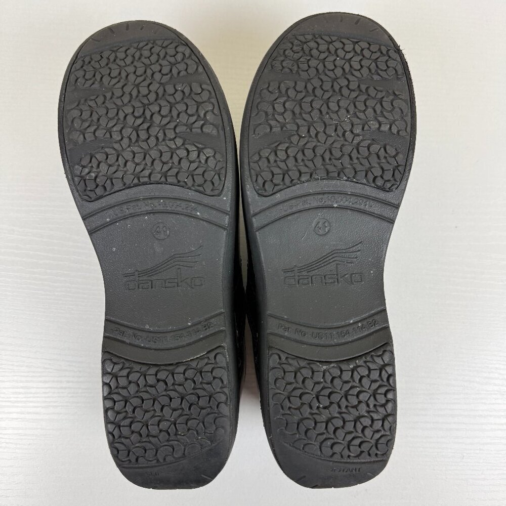 Dansko XP 2.0 Clogs - Picture 10 of 12
